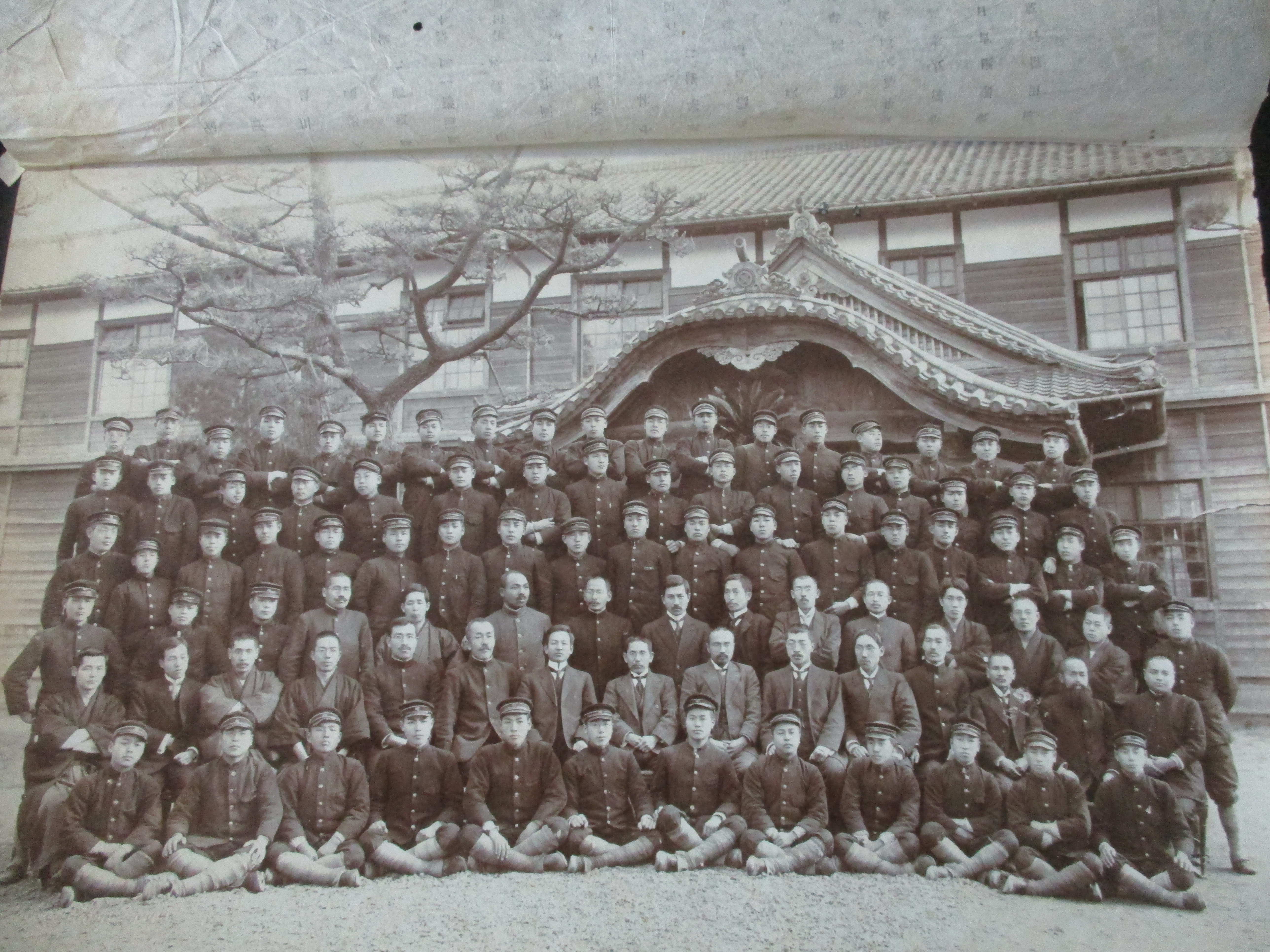 写真7　福山中学卒業生の写真