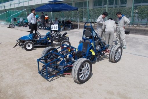 【機械システム工学科】学生フォーミュラカー、ゼロハンカーの走行会を行いました！