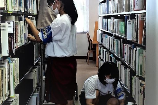 【附属図書館】地元中・高生、図書館で職場体験！