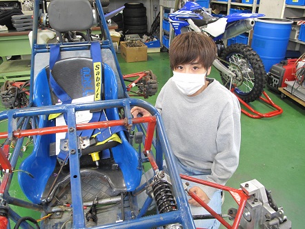 【機械システム工学科】競技用車両エンジン高性能化の取組み（その1）新しいエンジンの搭載