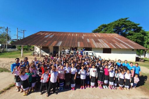 【生物工学科】ラオスの風はラオスに吹く③ 小学生との交流