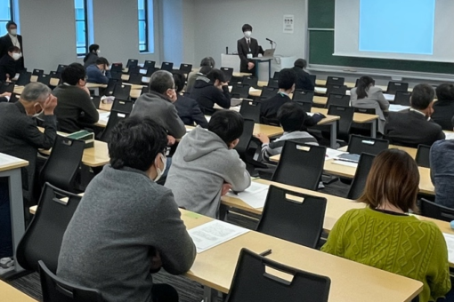 【薬学研究科】博士学位論文公聴会で発表！