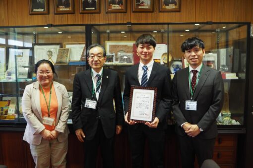 【薬学部】６年生が日本薬学会第143年会で学生優秀発表賞を受賞！ －漢方薬物解析学研究室－