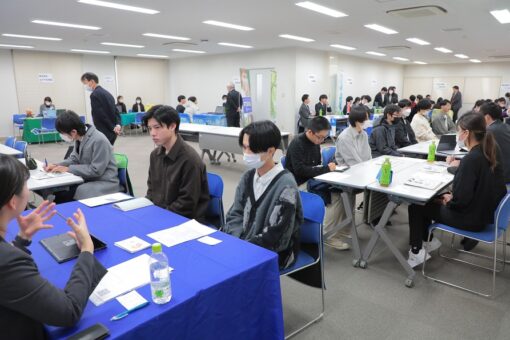 【同窓会】卒業生による業界説明会を開催しました！ 