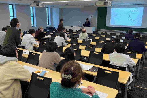 2023年度 薬学研究科博士学位論文公聴会の報告