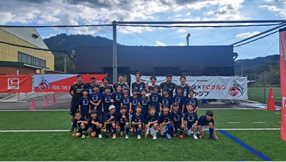 【経済学科】サンフレッチェ広島×1.FCケルン サッカーキャンプで通訳として活躍!