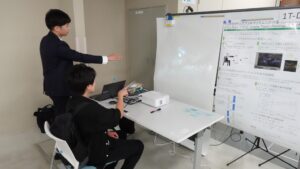 デモ発表の様子