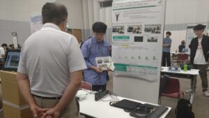 工学研究科2年平松さんのデモ発表