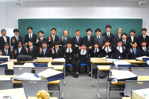 【電気電子工学科】学びの集大成、卒業式・学位授与式が行われました 