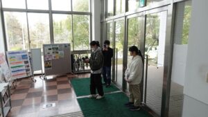 アクティングアウトの様子を記録