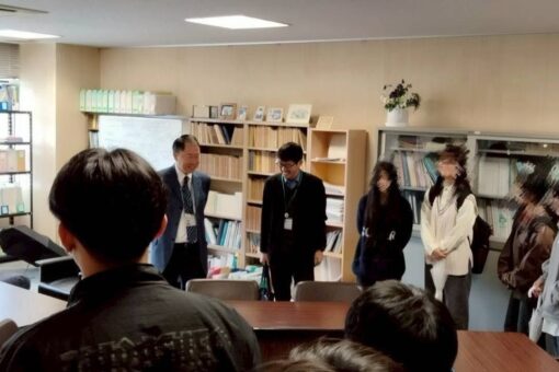 【税務会計学科】新入生・学内散歩 